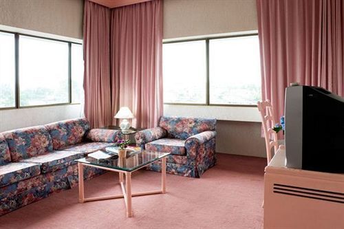 טראנג Thumrin Hotel מראה חיצוני תמונה